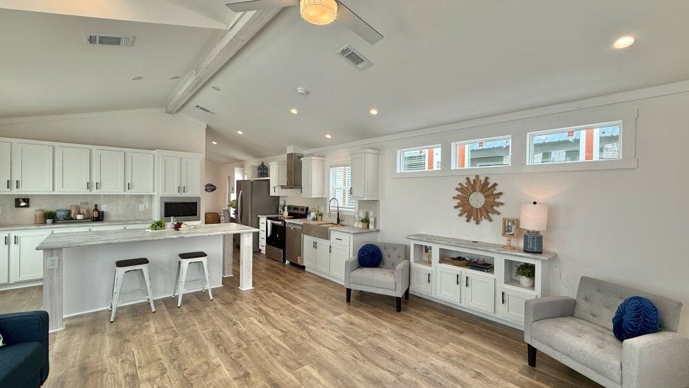 Great Room & Lounge