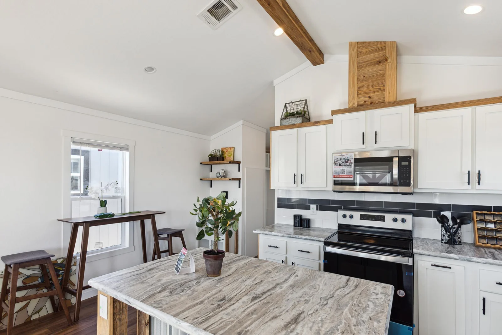 Gourmet Kitchen